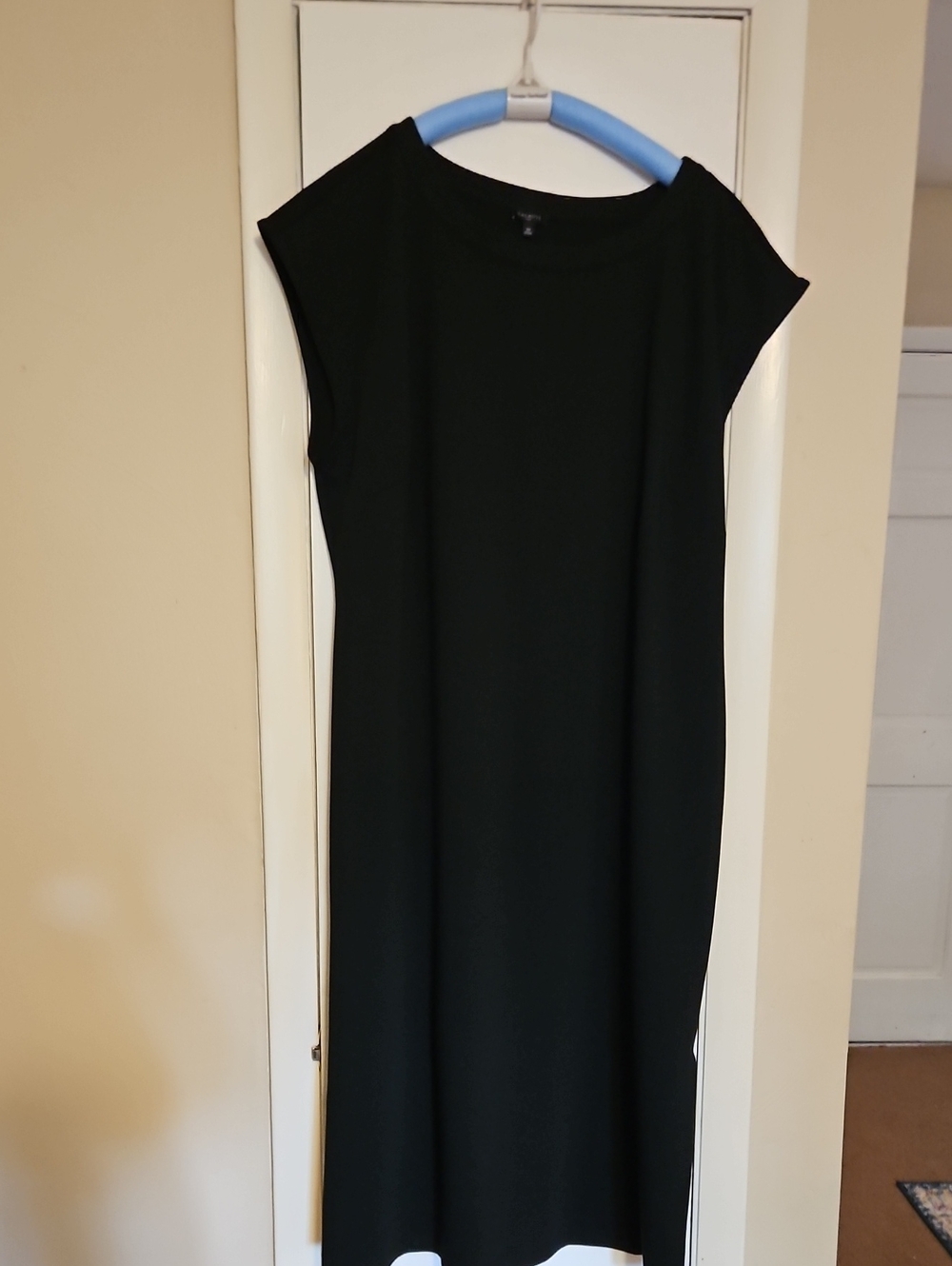 Talbots Black Cap-Sleeve Midi Shift Dress